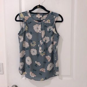 Loft sleeveless ruffle shell dusty blue gray XSP